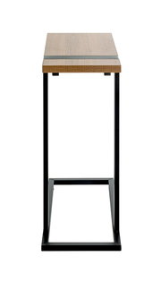 Schmaler Beistelltisch/Konsolentisch mit heller Holzplatte und schwarzem Metallgestell, frontale Ansicht auf weißem Hintergrund