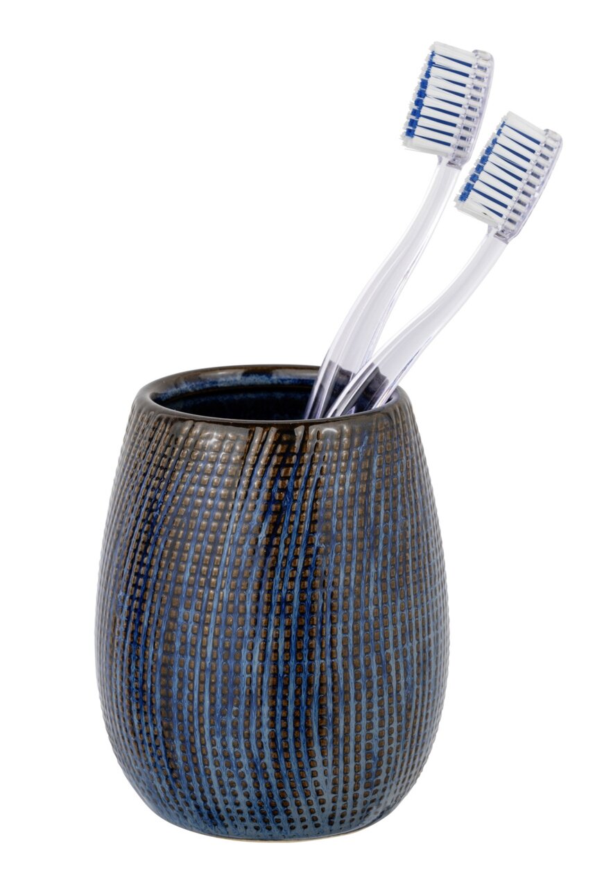 Keramik Zahnputzbecher Ronta in blauer und brauner Textur mit zwei Zahnbürsten, seitliche Perspektive