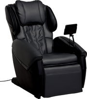 Schwarzer Massagesessel mit Tablet-Halterung, seitliche Perspektive