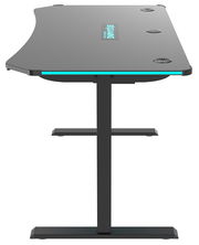 Seitliche Ansicht eines modernen E-Gaming Tisches mit schwarzer Oberfläche und blauen Akzenten.