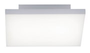 Rechteckige LED-Deckenleuchte mit weißer, diffuser Abdeckung und silbernem Rahmen, frontal aus leicht erhöhter Perspektive auf weißem Hintergrund
