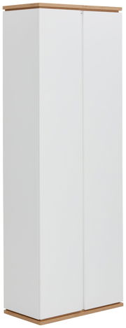 Weißer Garderobenschrank mit Holzakzenten, seitliche Perspektive