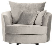 Gemütlicher, runder Sessel in hellgrauem Stoff mit zwei passenden Kissen, Vorderansicht.