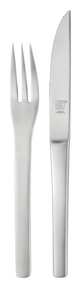 Steakbesteck bestehend aus Messer und Gabel aus Edelstahl, frontal abgebildet