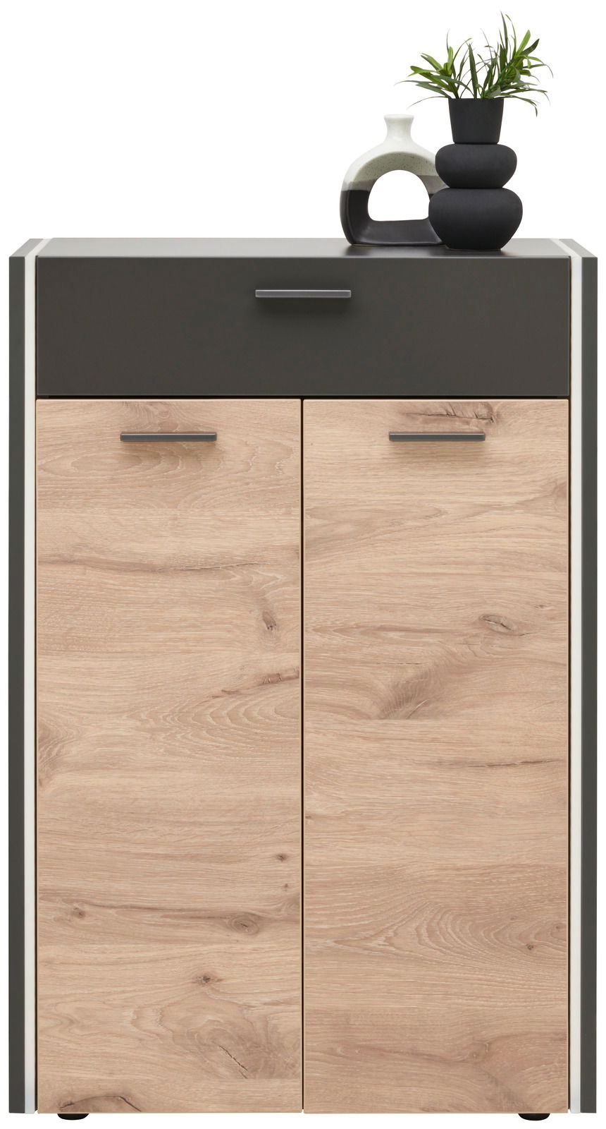 Moderner Schuhschrank mit Holzoptik und dunkler Schublade, frontal abgebildet, dekoriert mit Vasen und Pflanze.