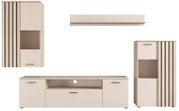 Wohnwand-Möbelset in hellem Holz und Creme mit TV-Lowboard, Hängeschrank, Wandregal und Hochschrank mit Lamellenfront und schwarzen Griffen, Ansicht frontal