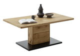 Moderner Couchtisch aus Holz mit rechteckiger Tischplatte, zentralem Standfuß und schwarzer Basis, seitliche Perspektive.