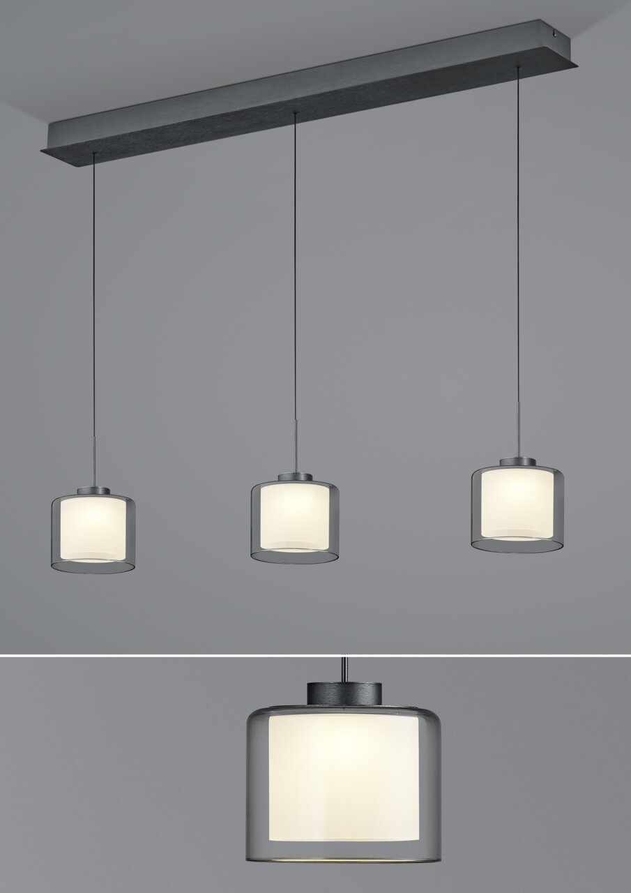 Drievoudige LED-hanglamp KLARA in een moderne, minimalistische uitvoering, gezien vanaf de zijkant.
