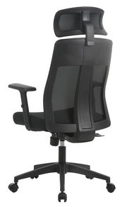 Rückansicht eines schwarzen Drehstuhls mit Netzrückenlehne und Kopfstütze