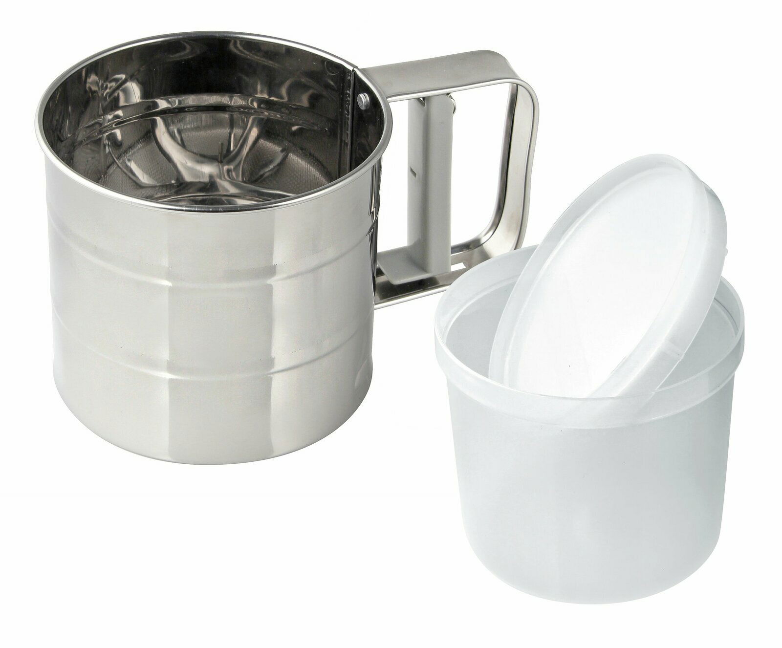 Mehlsieb aus Edelstahl mit Griff und transparenter Kunststoffbox mit Deckel, seitliche Perspektive