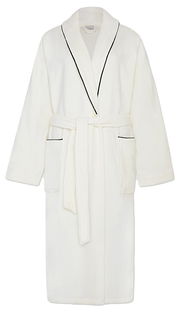 Weißer Bademantel mit Schalkragen und schwarzer Paspelierung, Vorderansicht