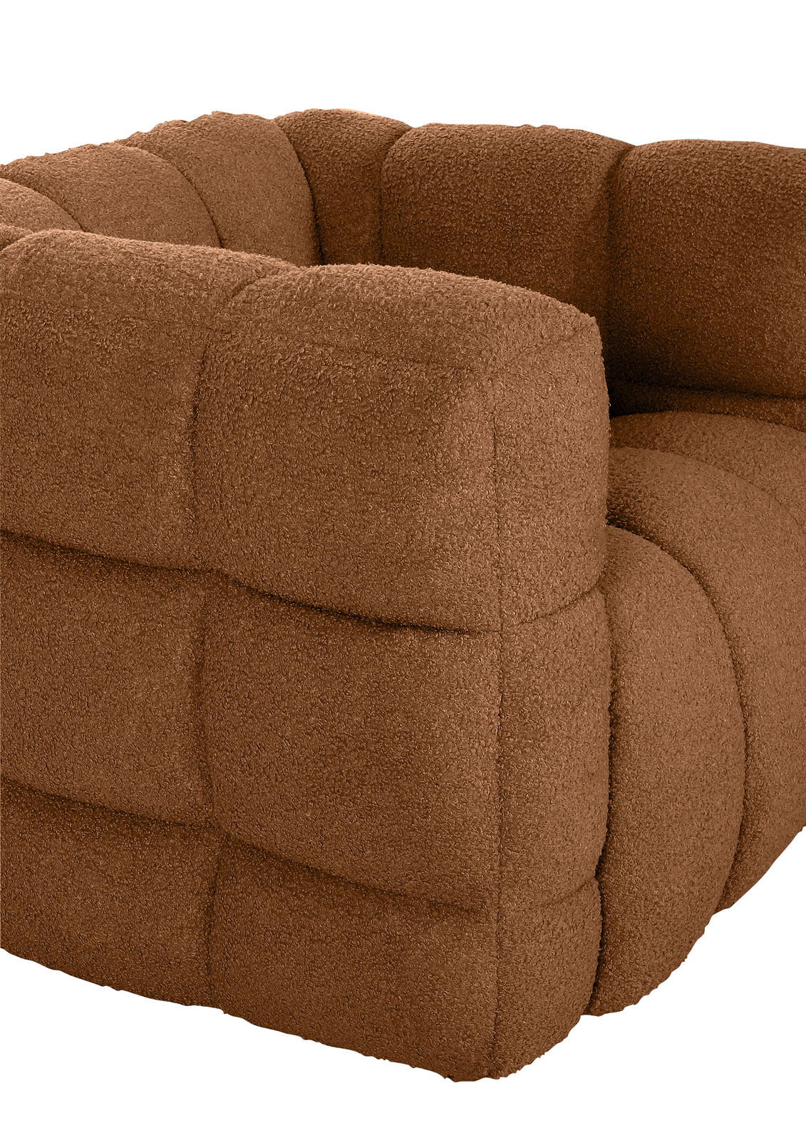 Nahaufnahme eines braunen Drehsessels mit weicher, gepolsterter Oberfläche und quadratischem Muster, seitliche Perspektive.