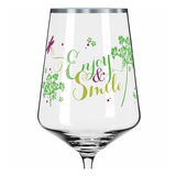Weinglas mit der Aufschrift 'Enjoy & Smile' und floralen Motiven, Vorderansicht