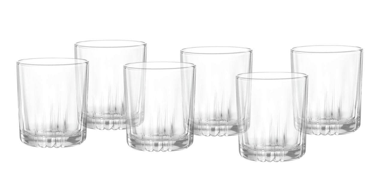 Sechsteiliges Set von Whiskybechern Macau aus klarem Glas, frontal abgebildet.