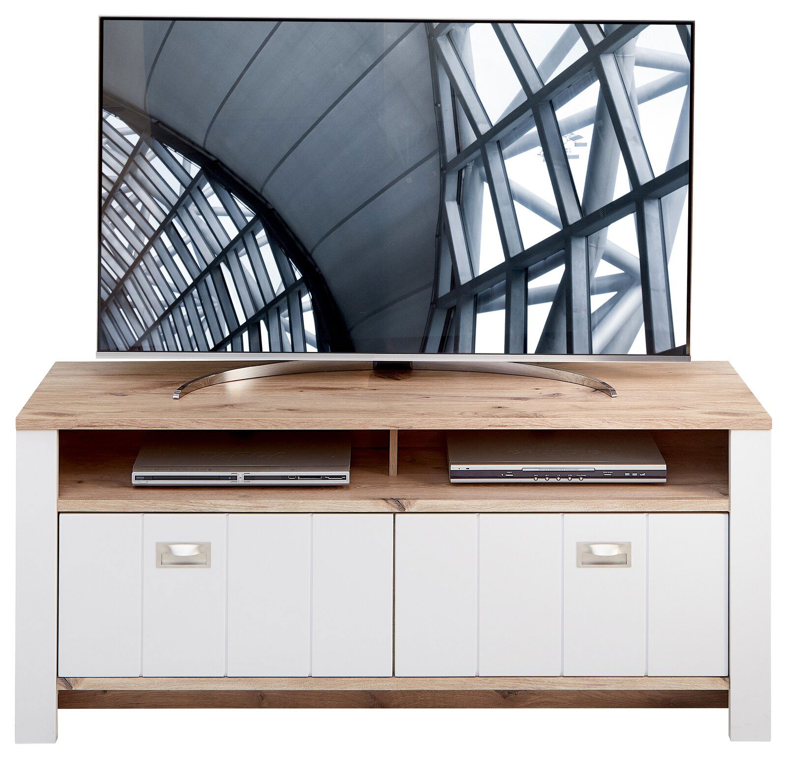 TV-Lowboard aus Holz mit weißem Akzent, zwei offenen Fächern und zwei Schranktüren, frontal fotografiert.