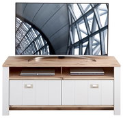 TV-Lowboard aus Holz mit weißem Akzent, zwei offenen Fächern und zwei Schranktüren, frontal fotografiert.