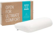 Seitliche Ansicht eines weißen Schlafkissens mit wellenförmigem Muster, neben einer braunen Verpackung mit der Aufschrift 'Open for Ultimate Comfort' und 'Tempur One Support Pillow'.