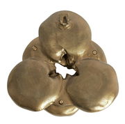 Bronzefarbenes Wandornament mit organischer Form, Vorderansicht