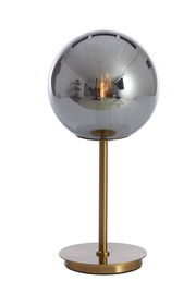 Tischleuchte MEDINA mit kugelförmigem, verspiegeltem Schirm und goldenem Standfuß, frontal fotografiert.