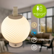 Frontansicht einer kugelförmigen, warmweiß leuchtenden LED-Tischlampe mit geriffeltem 3D-Print-Schirm, Trageschlaufe und Touch-Dimmer; Icons zeigen unplugged/akku, 2700K und IP44.