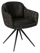 Schwarzer Armlehnstuhl mit gemustertem Stoffbezug und vier schwarzen Metallbeinen, seitliche Perspektive