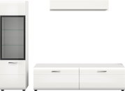 Weißes Wohnwand-Set mit Hängeschrank, niedrigem Sideboard und hoher Vitrine mit Glasfront und schwarzen Rahmen, Frontansicht auf weißem Hintergrund