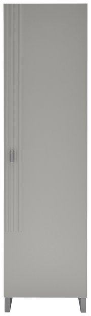 Moderner grauer Garderobenschrank mit vertikalen Linien auf der linken Seite und einem Griff, Frontalansicht.