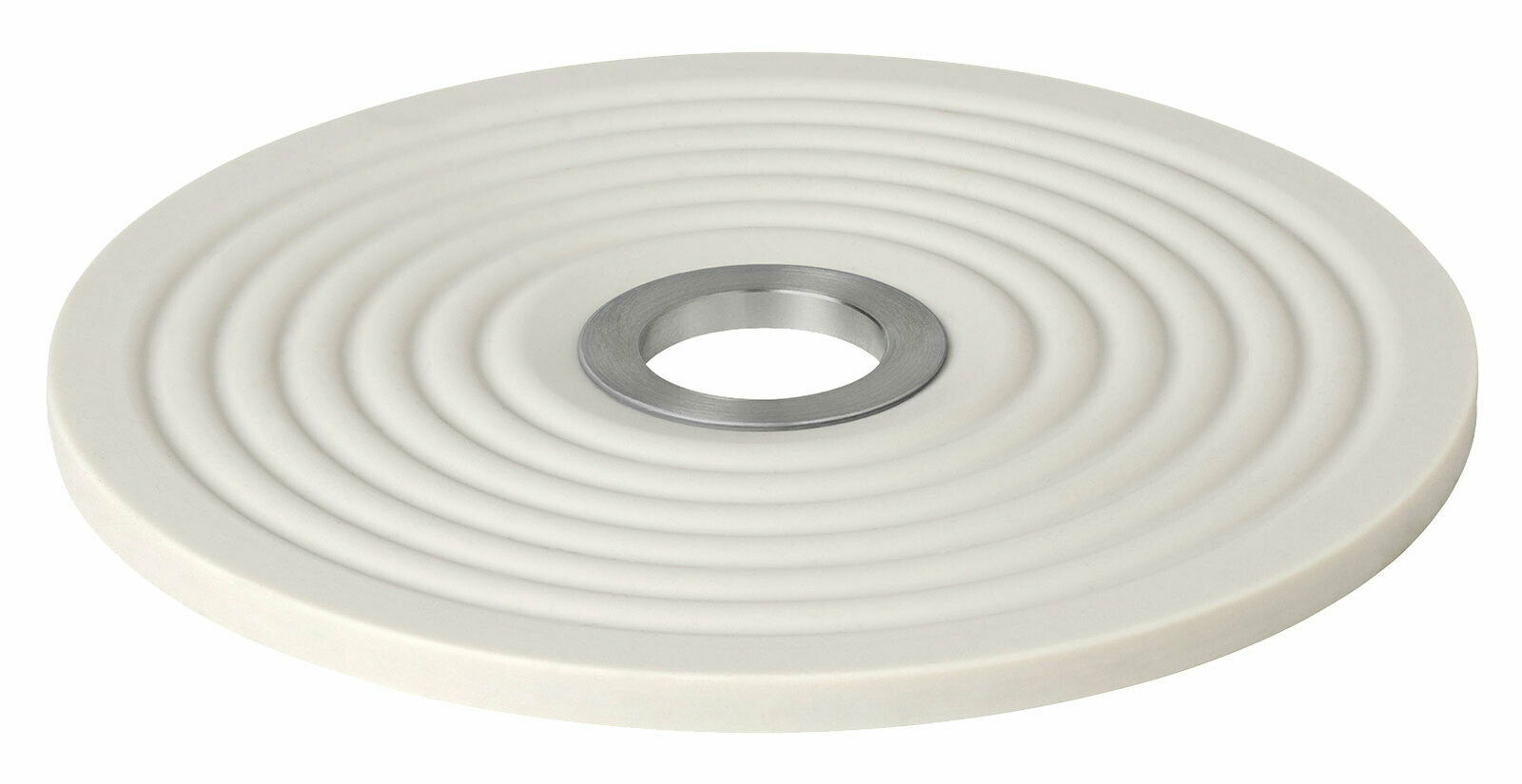 blomus Untersetzer OOLONG Runder, weißer Untersetzer mit konzentrischen Kreisen und einer Metallöffnung in der Mitte, seitliche Perspektive