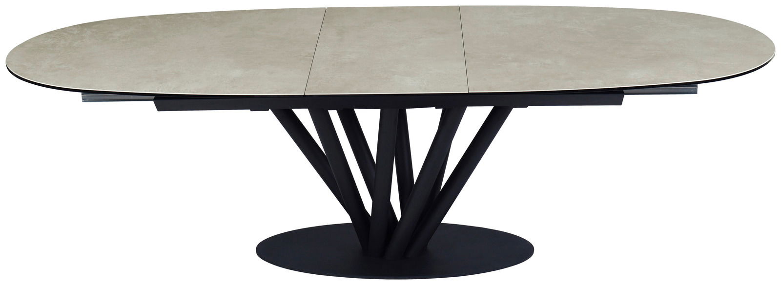 Moderner Esstisch mit ovaler, erweiterbarer Tischplatte und schwarzem, skulpturalem Untergestell, seitliche Perspektive