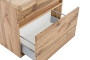 Waschbeckenunterschrank aus Holz mit geöffneter Schublade, seitliche Perspektive