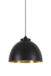 Schwarze Hängeleuchte mit goldener Innenseite, frontal betrachtet.