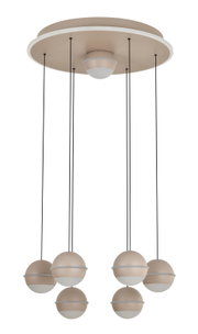 Moderne LED-Pendelleuchte mit sechs kugelförmigen Lampenschirmen, von unten betrachtet.