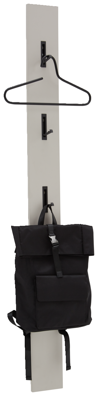 Voleo Garderobenpaneel UNIQUE Garderobenpaneel mit drei Haken, einem Kleiderbügel und einem schwarzen Rucksack, seitliche Perspektive