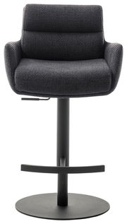 Moderner Barstuhl mit Armlehnen in dunklem Stoffbezug, Vorderansicht