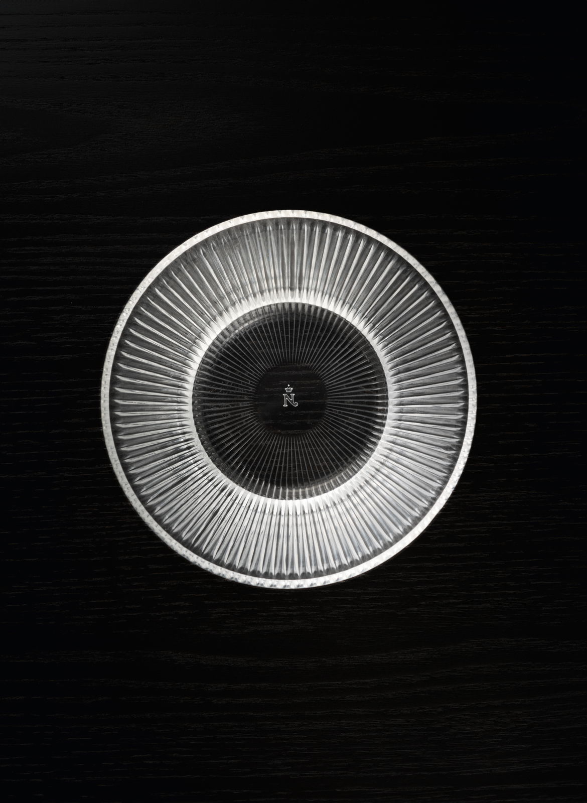 Glasierte Schale mit geriffeltem Design, Draufsicht