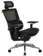 Schwarzer Chefsessel mit Netzrückenlehne und Kopfstütze, seitliche Perspektive