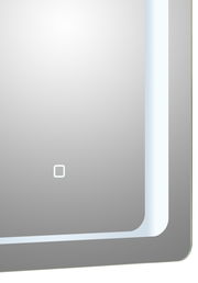 Moderner Badezimmerspiegel mit LED-Beleuchtung, seitliche Perspektive