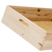 Holz-Allzweckkiste mit Grifföffnung, seitliche Perspektive