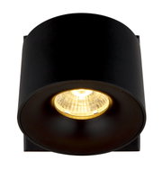 Schwarzer LED-Strahler von Globo Lighting, Ansicht von unten mit leuchtendem Licht.