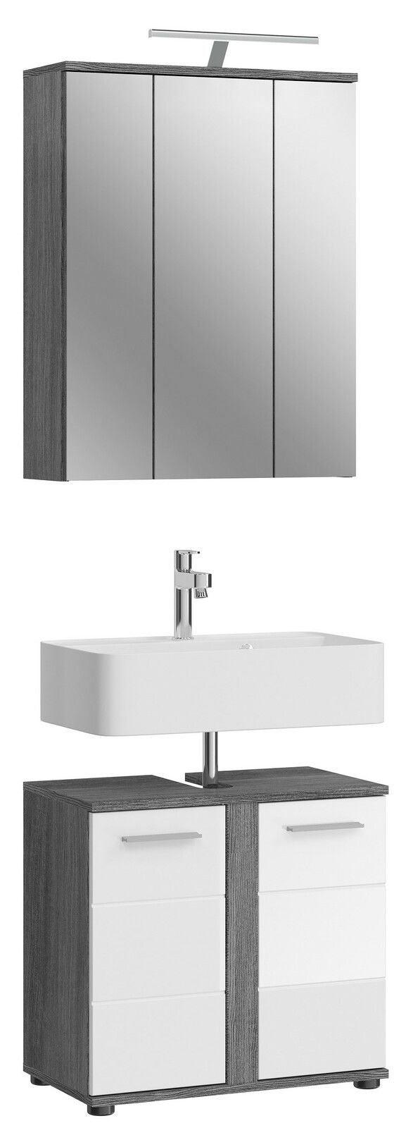 Moderne Badkombination mit Spiegel und Beleuchtung, bestehend aus einem dreitürigen Spiegelschrank und einem Waschbeckenunterschrank mit zwei Schubladen, aus der Frontalperspektive.