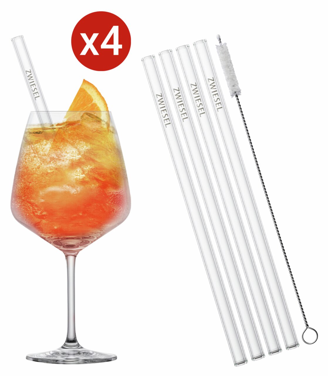 SCHOTT ZWIESEL Cocktailgläser 8-tlg. AFTER WORK Vier transparente ZWIESEL Glastrinkhalme mit Reinigungsbürste, frontal präsentiert neben einem Cocktailglas mit orangefarbenem Getränk und Orangenscheibe