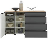 Frontale Ansicht eines modernen Sideboards mit offenen Schubladen und Türen, dekoriert mit Vasen und Büchern.