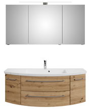 Frontale Ansicht einer dreiteiligen Badkombination mit Spiegelschrank und Waschtisch in Holzoptik.