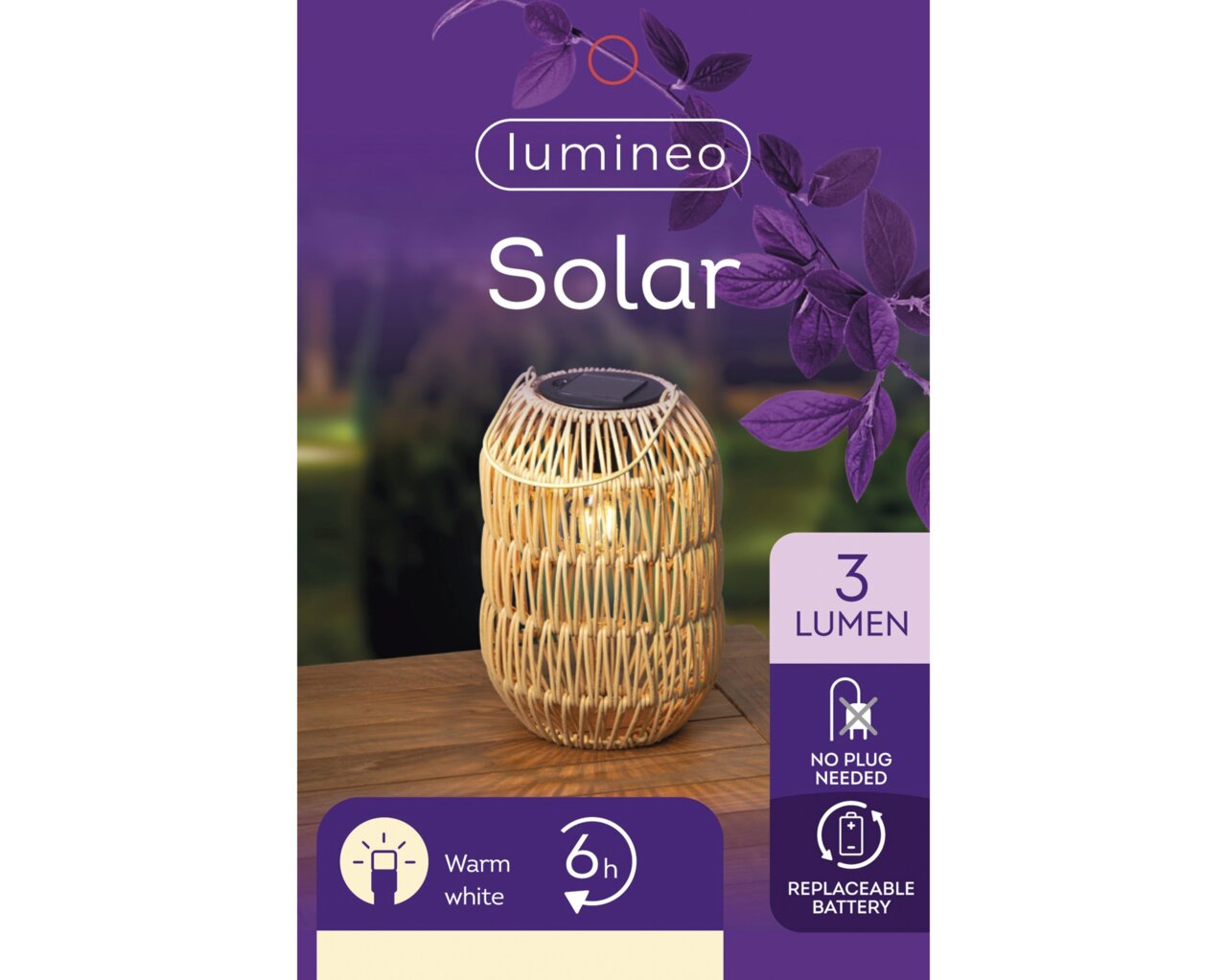 Solar Laterne aus Eisen mit warmweißem Licht, 3 Lumen, auf einem Tisch im Freien, Vorderansicht