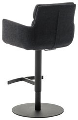 Rückansicht eines Barstuhls mit Armlehnen, schwarzer Stoffbezug und schwarzem Metallfuß.