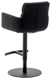 Rückansicht eines Barstuhls mit Armlehnen, schwarzer Stoffbezug und schwarzem Metallfuß.