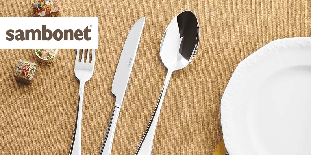 Besteck mit Messer, Gabel und Löffel der Marke Sambonet