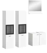 Moderne Badkombination mit zwei hohen weißen Schränken mit Glaseinsätzen, einem Wandspiegel und einem weißen Unterschrank. Frontalansicht.