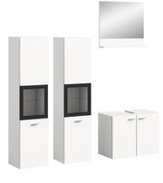 Moderne Badkombination mit zwei hohen weißen Schränken mit Glaseinsätzen, einem Wandspiegel und einem weißen Unterschrank. Frontalansicht.