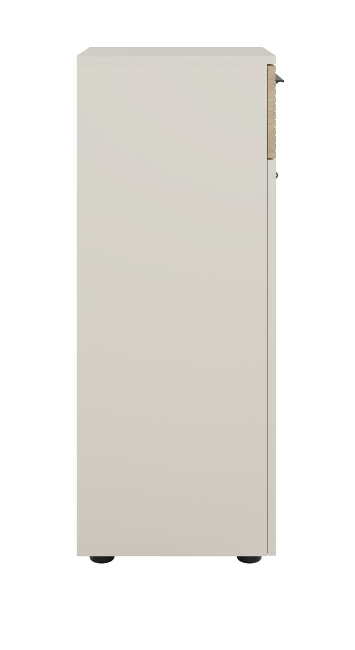 Seitenansicht eines Aktenschranks mit Schloss auf der rechten Seite, in neutraler Farbe.